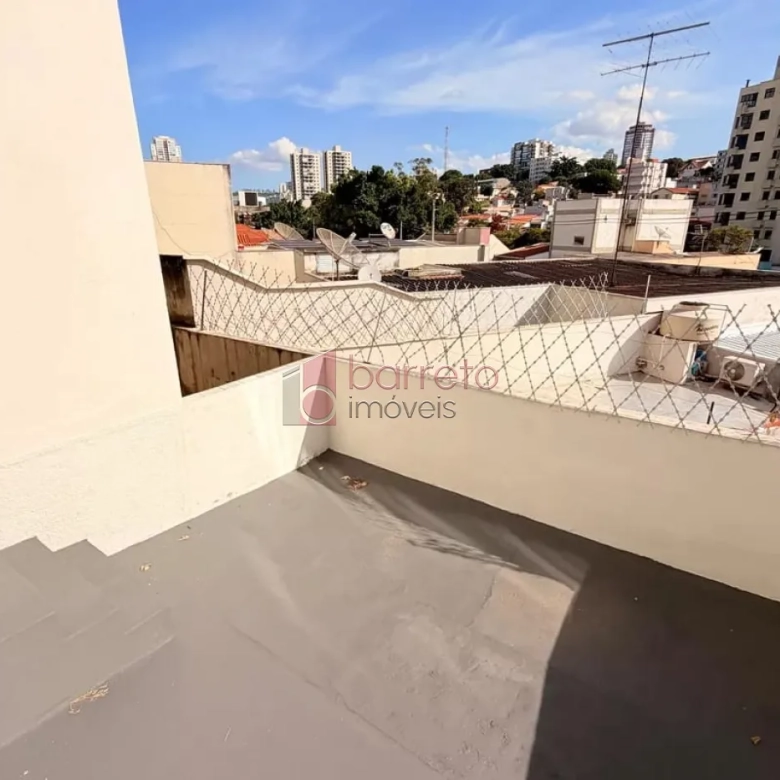CASA À VENDA NO BAIRRO BELA VISTA EM JUNDIAÍ/SP