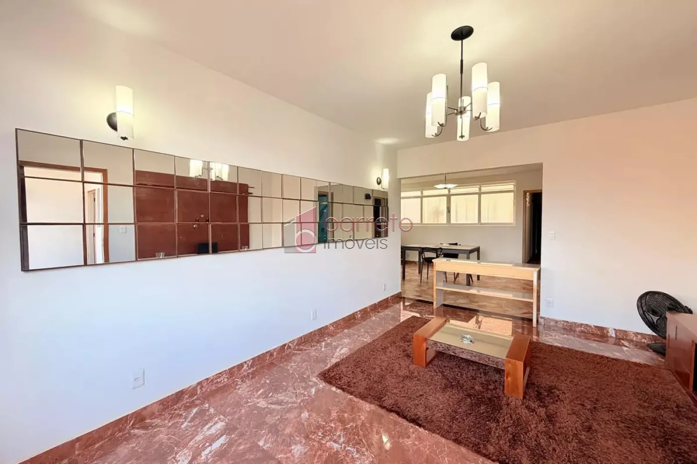 CASA À VENDA NO BAIRRO BELA VISTA EM JUNDIAÍ/SP