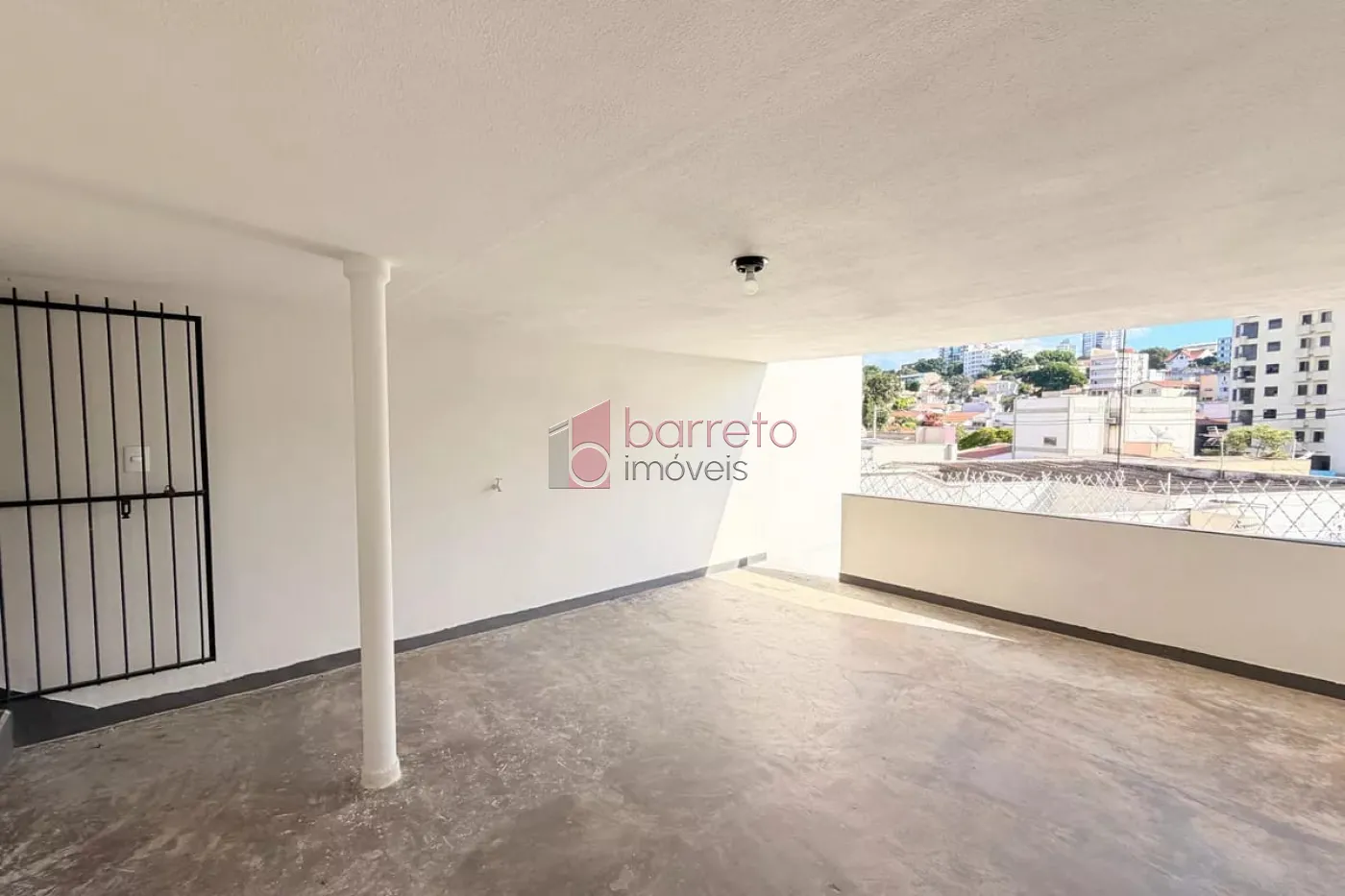 CASA À VENDA NO BAIRRO BELA VISTA EM JUNDIAÍ/SP