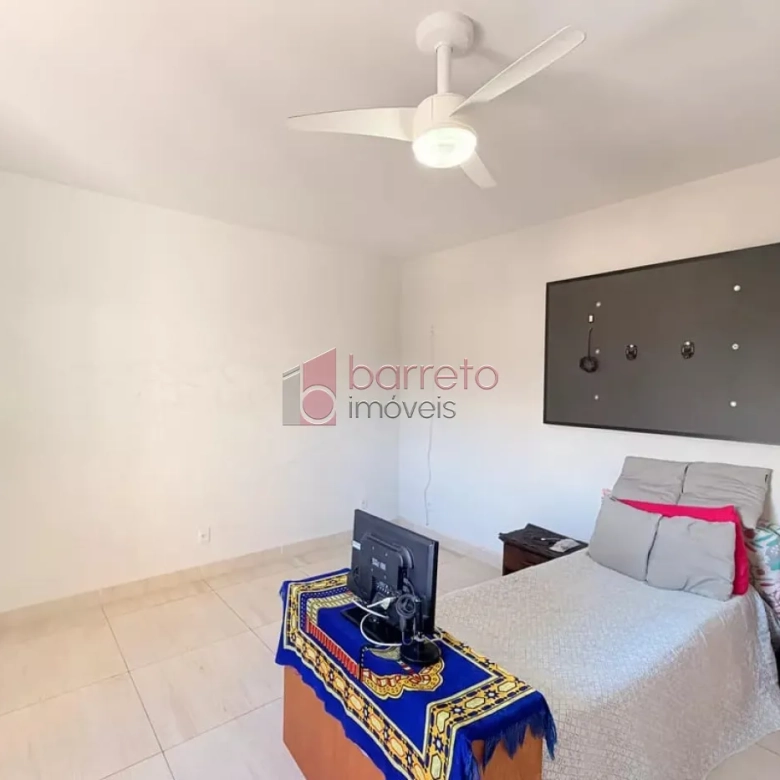 CASA À VENDA NO BAIRRO BELA VISTA EM JUNDIAÍ/SP