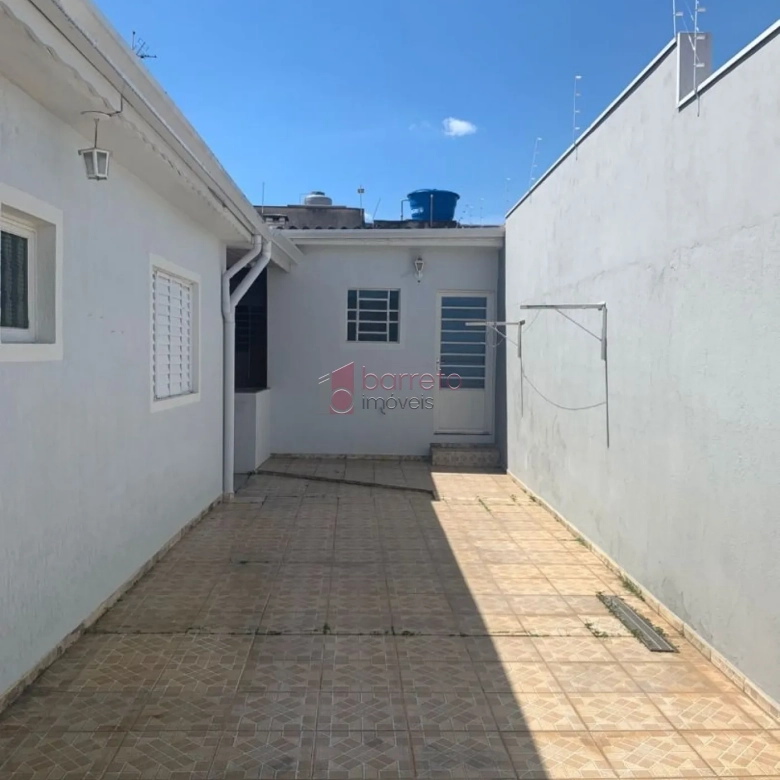 CASA À VENDA NO BAIRRO CIDADE LUÍZA EM JUNDIAÍ/SP