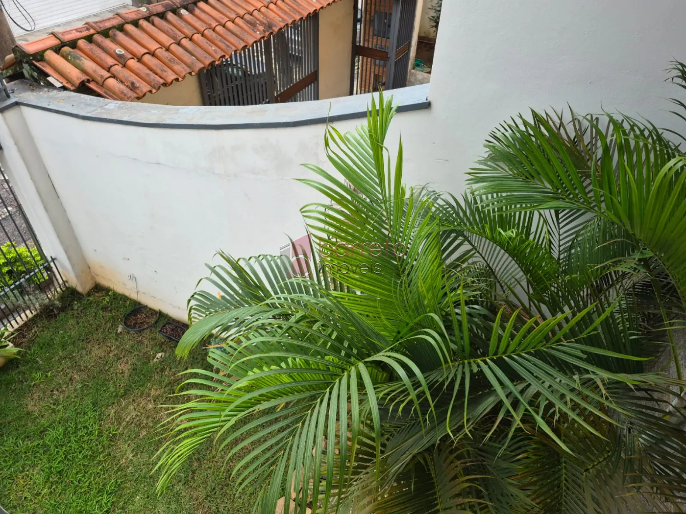 CASA COM  03 DORMITÓRIOS À VENDA NO BAIRRO JARDIM DA FONTE EM JUNDIAÍ/SP