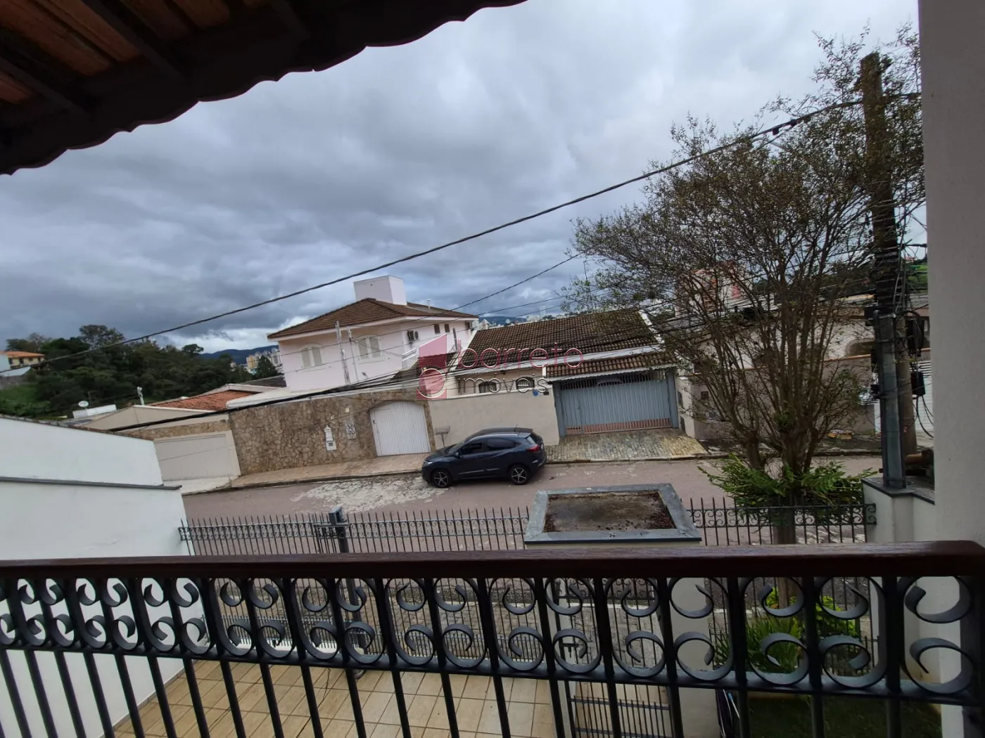 CASA COM  03 DORMITÓRIOS À VENDA NO BAIRRO JARDIM DA FONTE EM JUNDIAÍ/SP