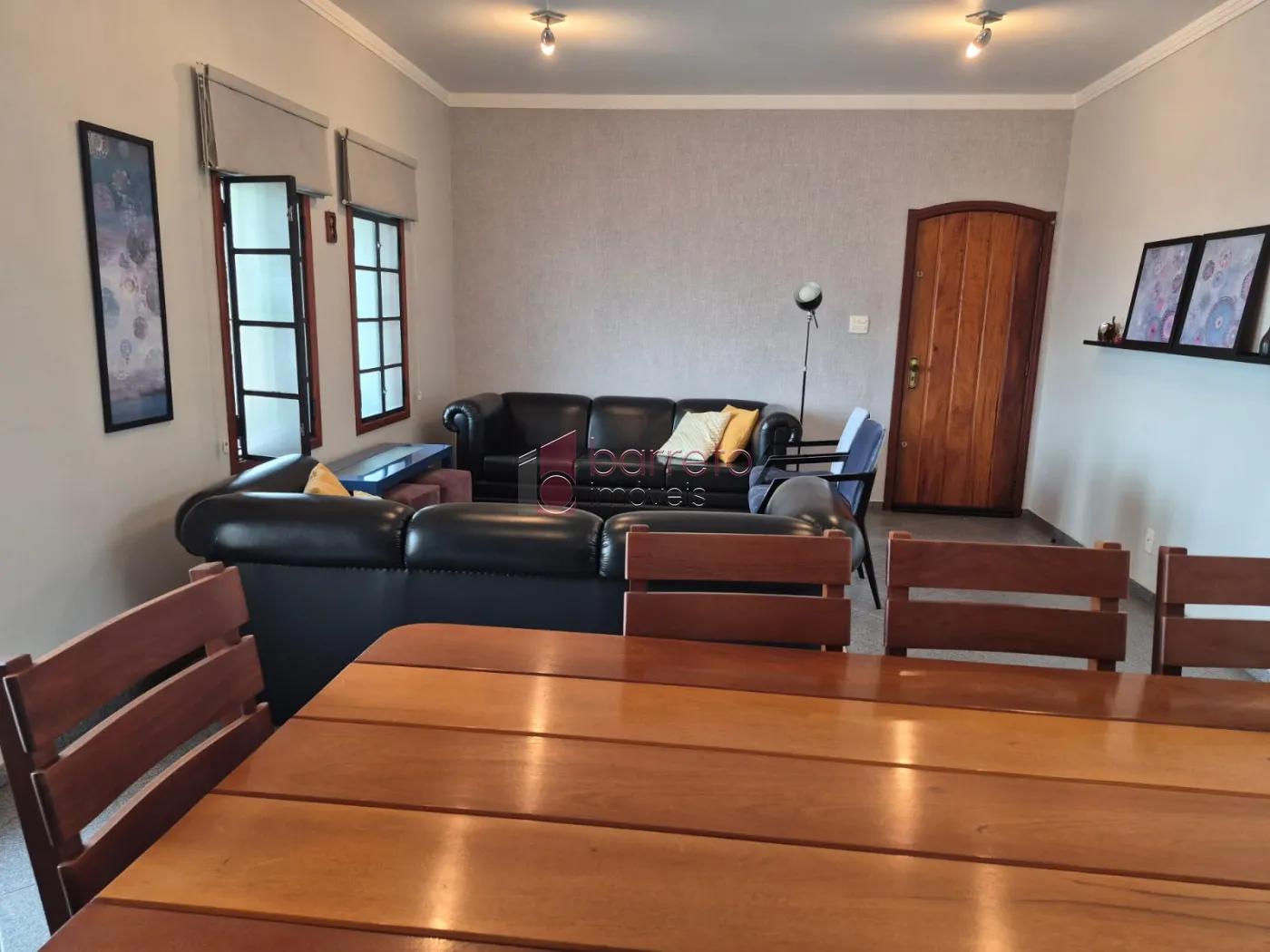 CASA COM  03 DORMITÓRIOS À VENDA NO BAIRRO JARDIM DA FONTE EM JUNDIAÍ/SP