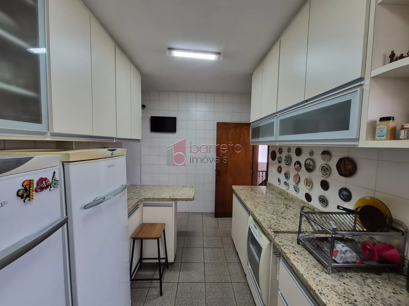 CASA COM  03 DORMITÓRIOS À VENDA NO BAIRRO JARDIM DA FONTE EM JUNDIAÍ/SP