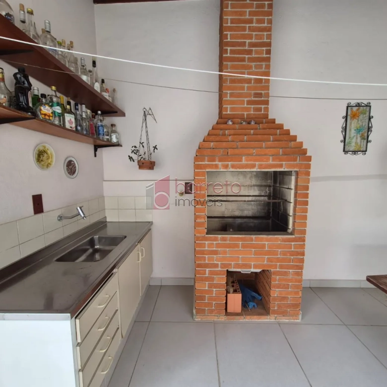 CASA COM  03 DORMITÓRIOS À VENDA NO BAIRRO JARDIM DA FONTE EM JUNDIAÍ/SP