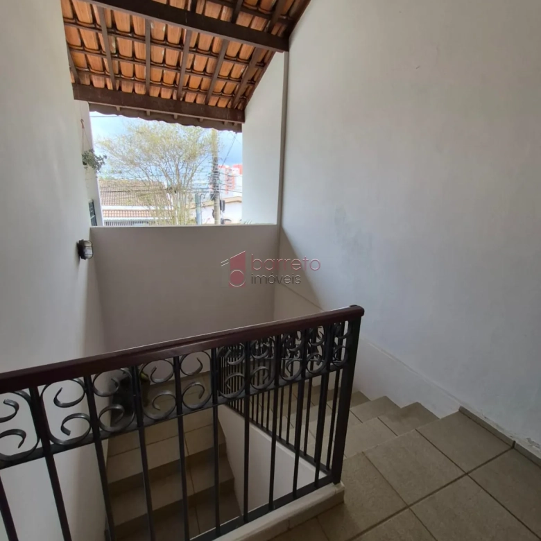 CASA COM  03 DORMITÓRIOS À VENDA NO BAIRRO JARDIM DA FONTE EM JUNDIAÍ/SP