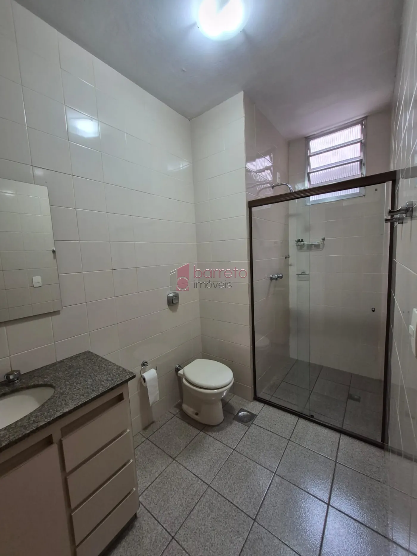 CASA COM  03 DORMITÓRIOS À VENDA NO BAIRRO JARDIM DA FONTE EM JUNDIAÍ/SP