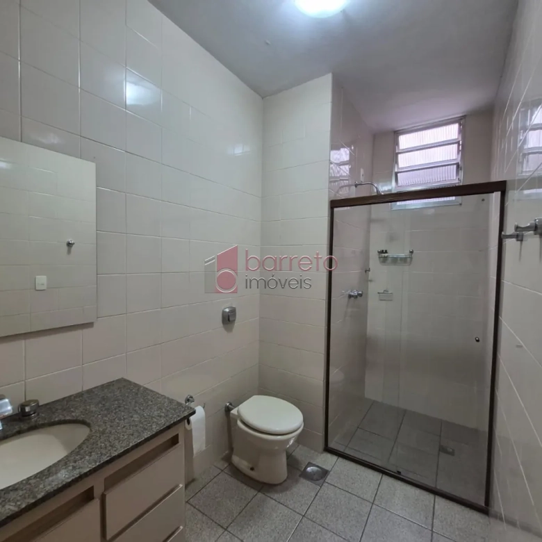 CASA COM  03 DORMITÓRIOS À VENDA NO BAIRRO JARDIM DA FONTE EM JUNDIAÍ/SP