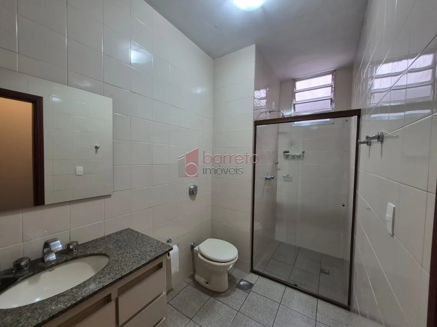 CASA COM  03 DORMITÓRIOS À VENDA NO BAIRRO JARDIM DA FONTE EM JUNDIAÍ/SP