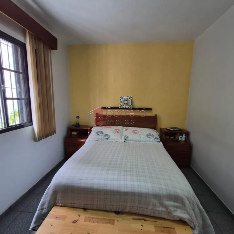 CASA COM  03 DORMITÓRIOS À VENDA NO BAIRRO JARDIM DA FONTE EM JUNDIAÍ/SP