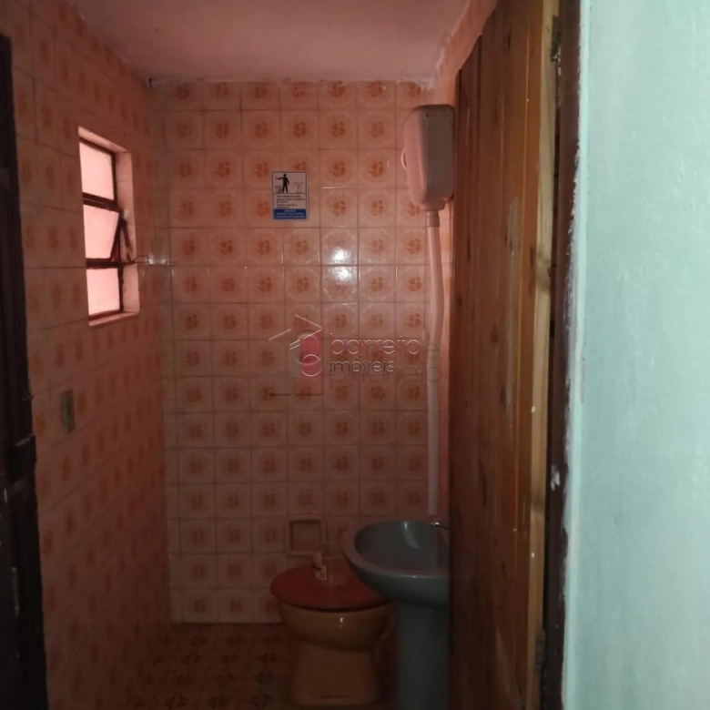 CASA COM SALÃO À VENDA NO JARDIM MARTINS EM JUNDIAÍ/SP
