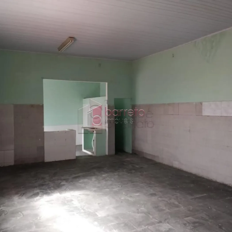 CASA COM SALÃO À VENDA NO JARDIM MARTINS EM JUNDIAÍ/SP