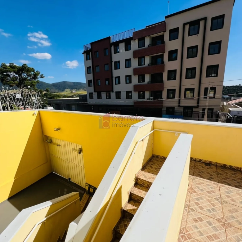 SOBRADO MOBILIADO OU SEMI MOBILIADO PARA LOCAÇÃO NO QUINTA DAS VIDEIRAS – JUNDIAÍ/SP
