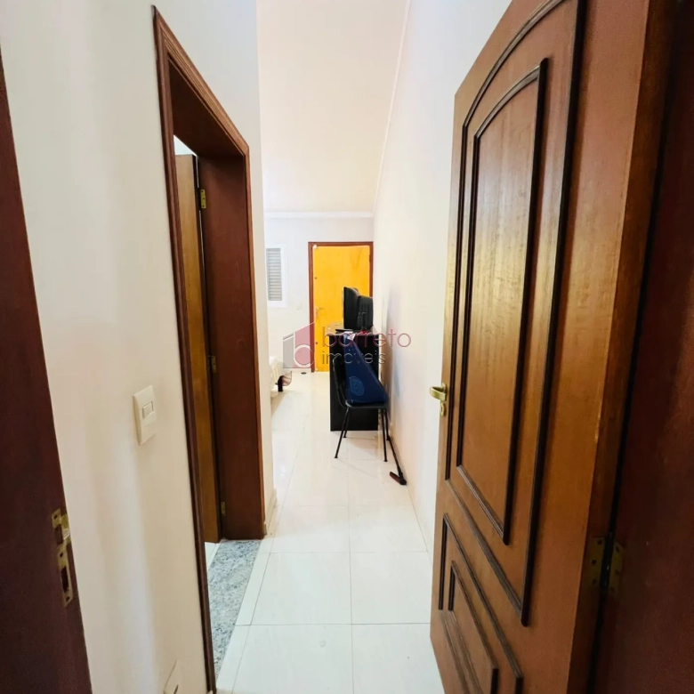 SOBRADO MOBILIADO OU SEMI MOBILIADO PARA LOCAÇÃO NO QUINTA DAS VIDEIRAS – JUNDIAÍ/SP