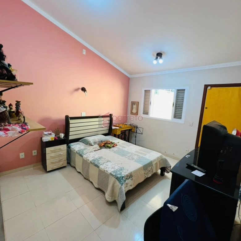 SOBRADO MOBILIADO OU SEMI MOBILIADO PARA LOCAÇÃO NO QUINTA DAS VIDEIRAS – JUNDIAÍ/SP