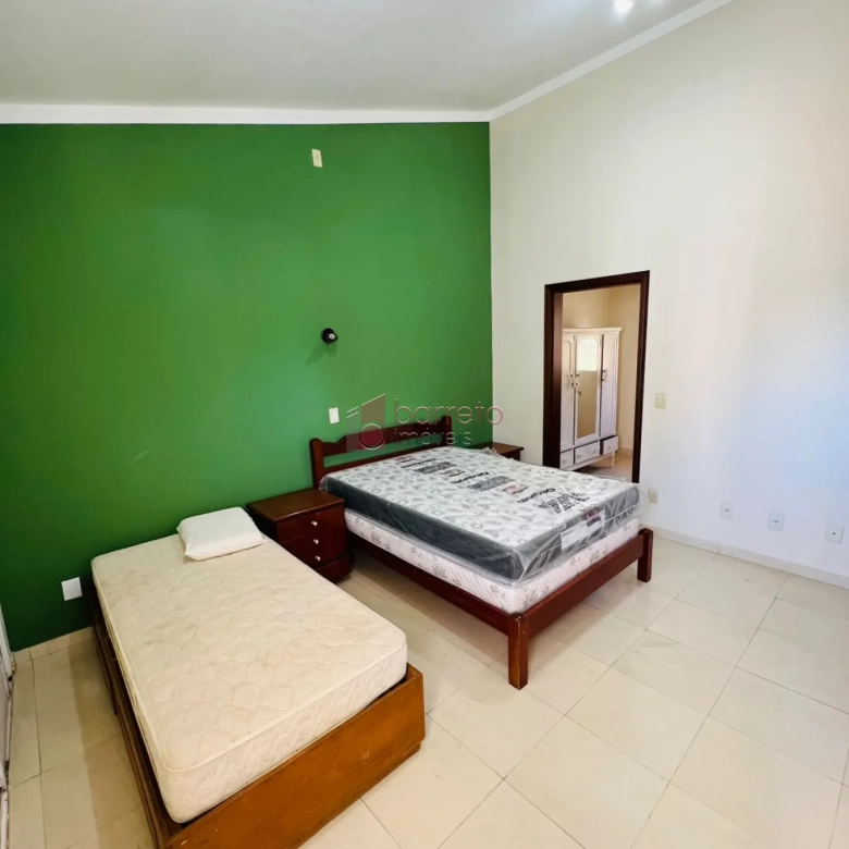 SOBRADO MOBILIADO OU SEMI MOBILIADO PARA LOCAÇÃO NO QUINTA DAS VIDEIRAS – JUNDIAÍ/SP