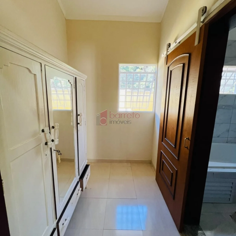 SOBRADO MOBILIADO OU SEMI MOBILIADO PARA LOCAÇÃO NO QUINTA DAS VIDEIRAS – JUNDIAÍ/SP