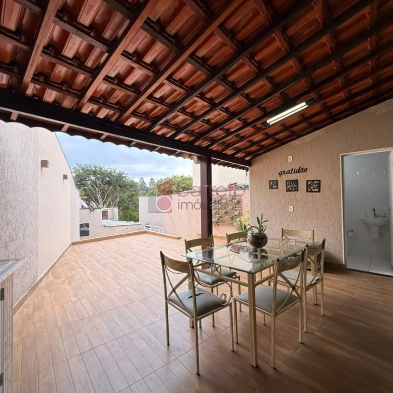 CASA À VENDA NO JARDIM TARUMÃ, JUDIAÍ/SP