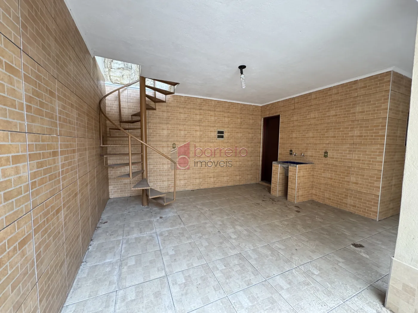 CASA TÉRREA À VENDA NO BAIRRO TORRES DE SÃO JOSÉ EM JUNDIAÍ/SP