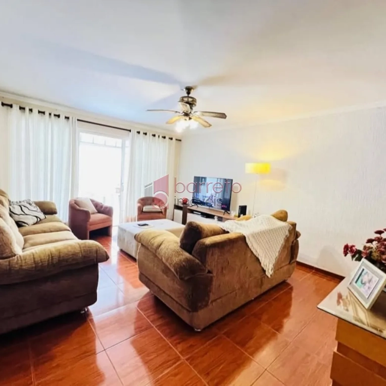 CASA COM 03 QUARTOS À VENDA NO PARQUE DA REPRESA EM JUNDIAÍ/SP