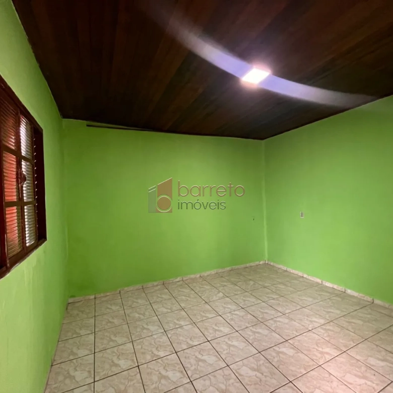 CASA COM SALÃO À VENDA NO JARDIM MARTINS EM JUNDIAÍ/SP