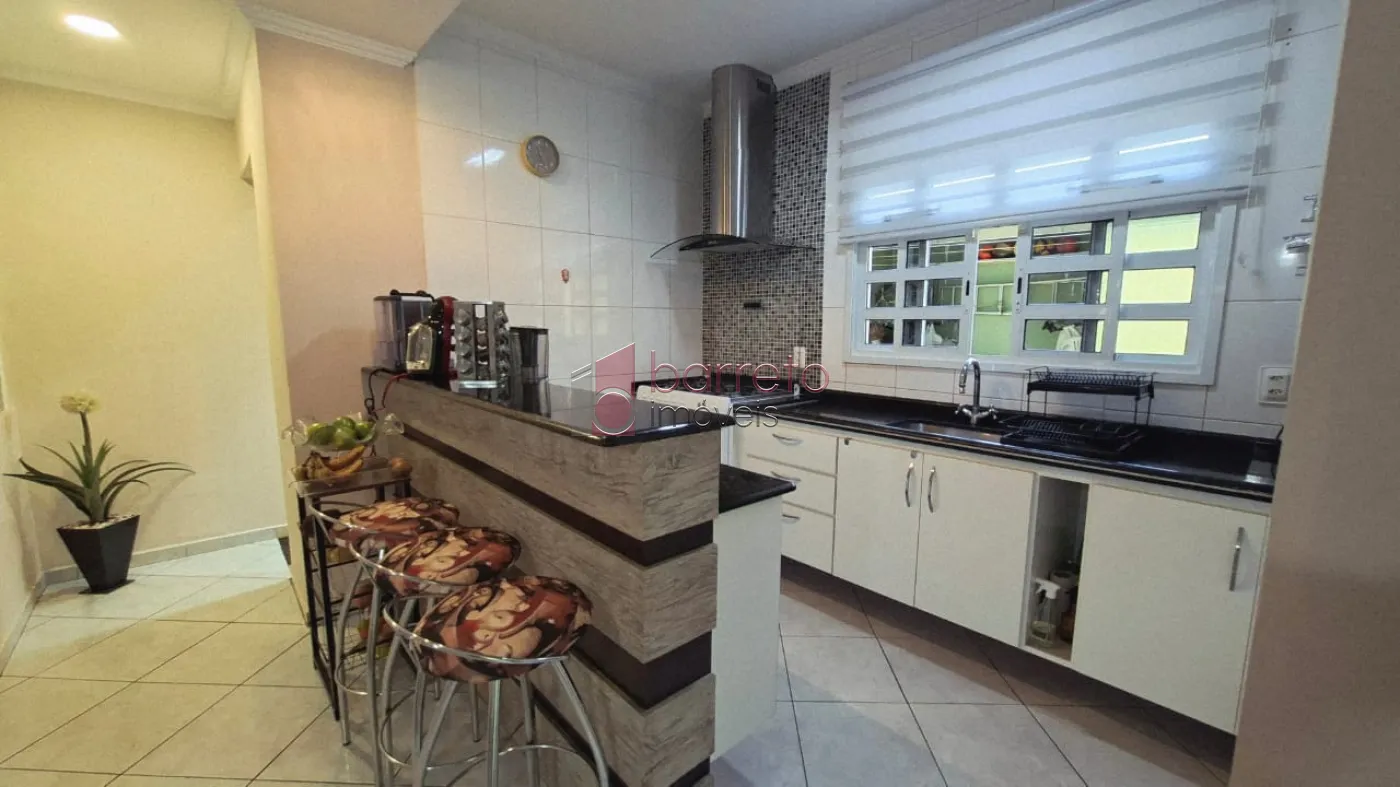 CASA À VENDA NO JARDIM SARAPIRANGA – MEDEIROS – JUNDIAÍ/SP