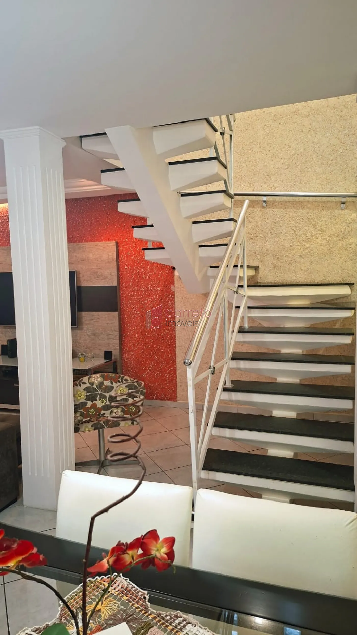 CASA À VENDA NO JARDIM SARAPIRANGA – MEDEIROS – JUNDIAÍ/SP