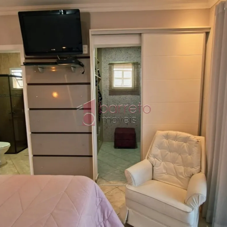 CASA À VENDA NO JARDIM SARAPIRANGA – MEDEIROS – JUNDIAÍ/SP
