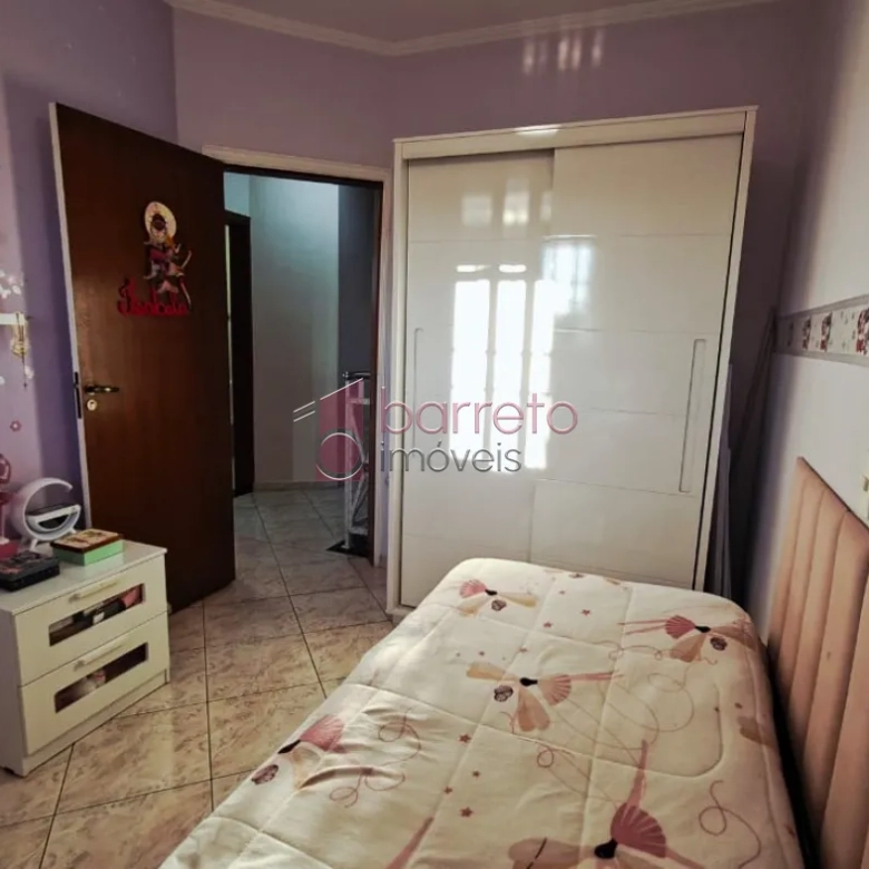 CASA À VENDA NO JARDIM SARAPIRANGA – MEDEIROS – JUNDIAÍ/SP