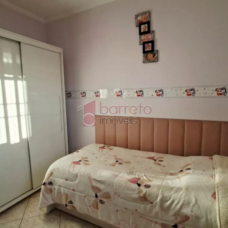 CASA À VENDA NO JARDIM SARAPIRANGA – MEDEIROS – JUNDIAÍ/SP