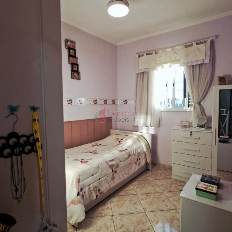 CASA À VENDA NO JARDIM SARAPIRANGA – MEDEIROS – JUNDIAÍ/SP