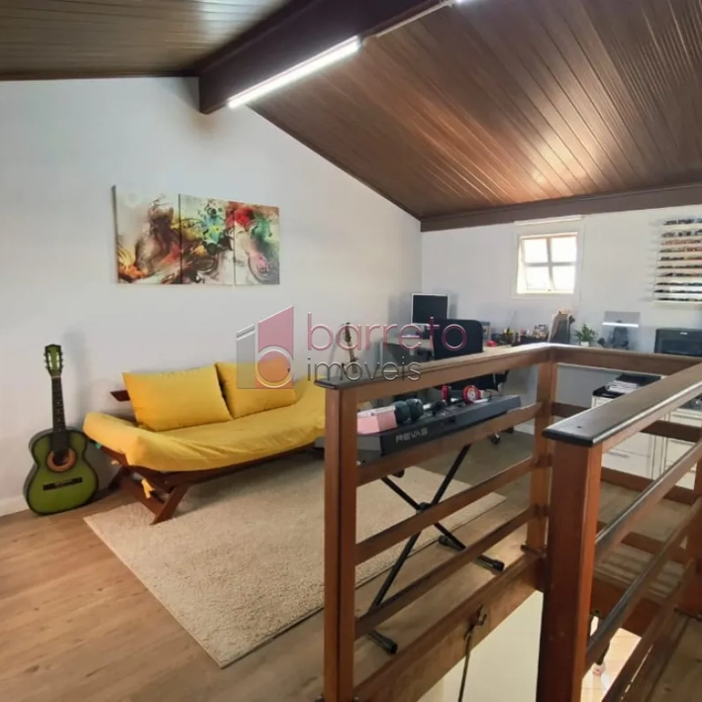 CASA À VENDA NO JARDIM SARAPIRANGA – MEDEIROS – JUNDIAÍ/SP