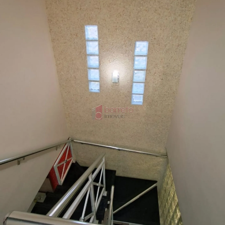 CASA À VENDA NO JARDIM SARAPIRANGA – MEDEIROS – JUNDIAÍ/SP