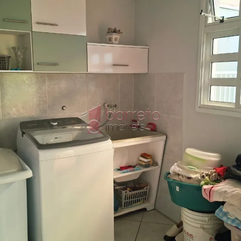 CASA À VENDA NO JARDIM SARAPIRANGA – MEDEIROS – JUNDIAÍ/SP