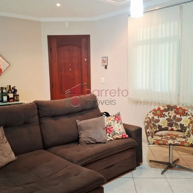CASA À VENDA NO JARDIM SARAPIRANGA – MEDEIROS – JUNDIAÍ/SP