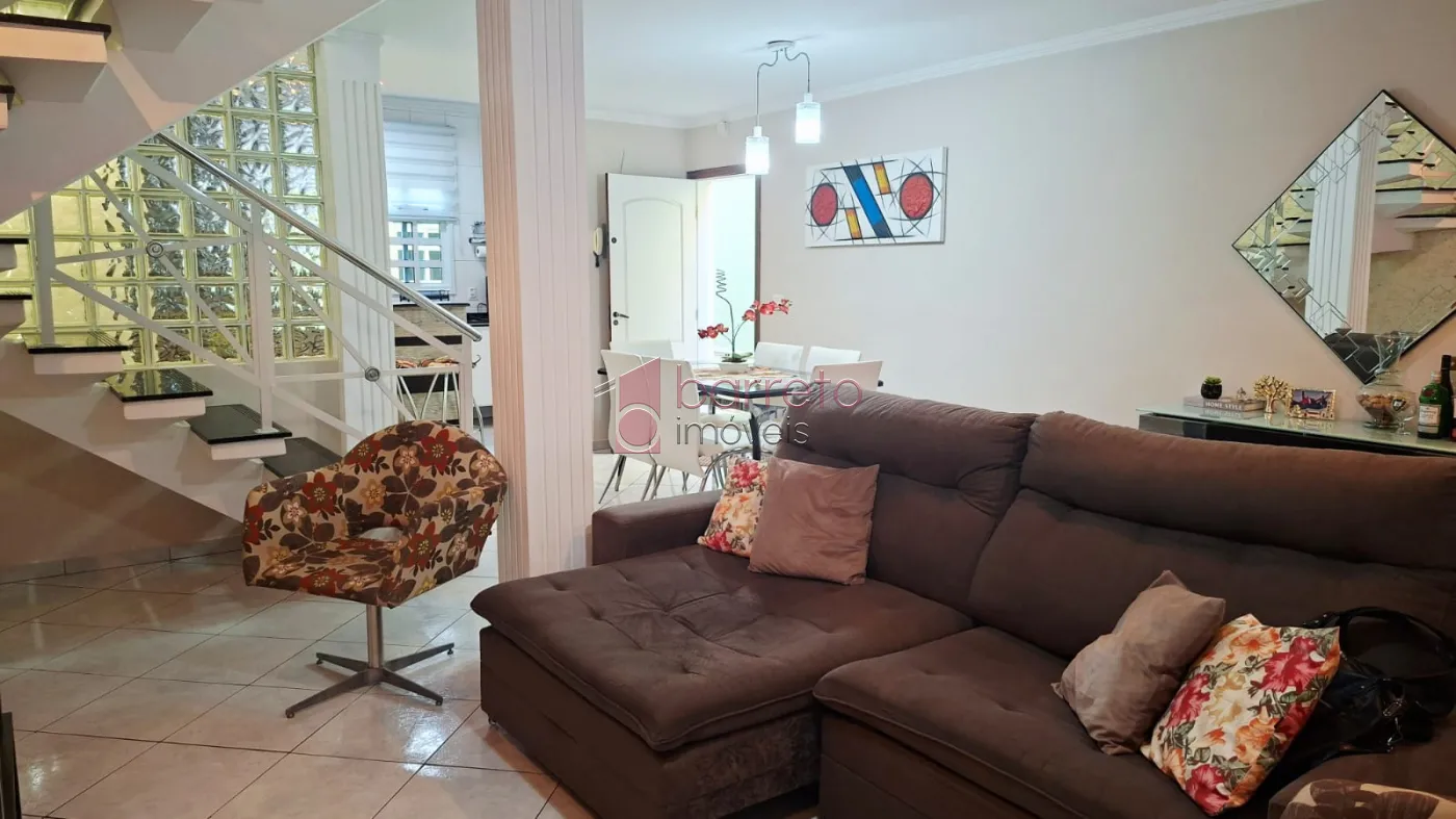 CASA À VENDA NO JARDIM SARAPIRANGA – MEDEIROS – JUNDIAÍ/SP