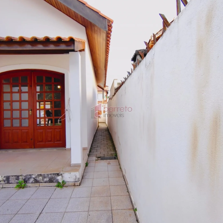 CASA À VENDA NO BAIRRO TORRES DE SÃO JOSÉ – JUNDIAÍ/SP