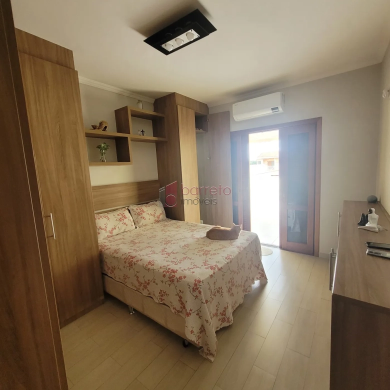 CASA SOBRADO À VENDA NO PARQUE CENTENÁRIO EM JUNDIAÍ/SP