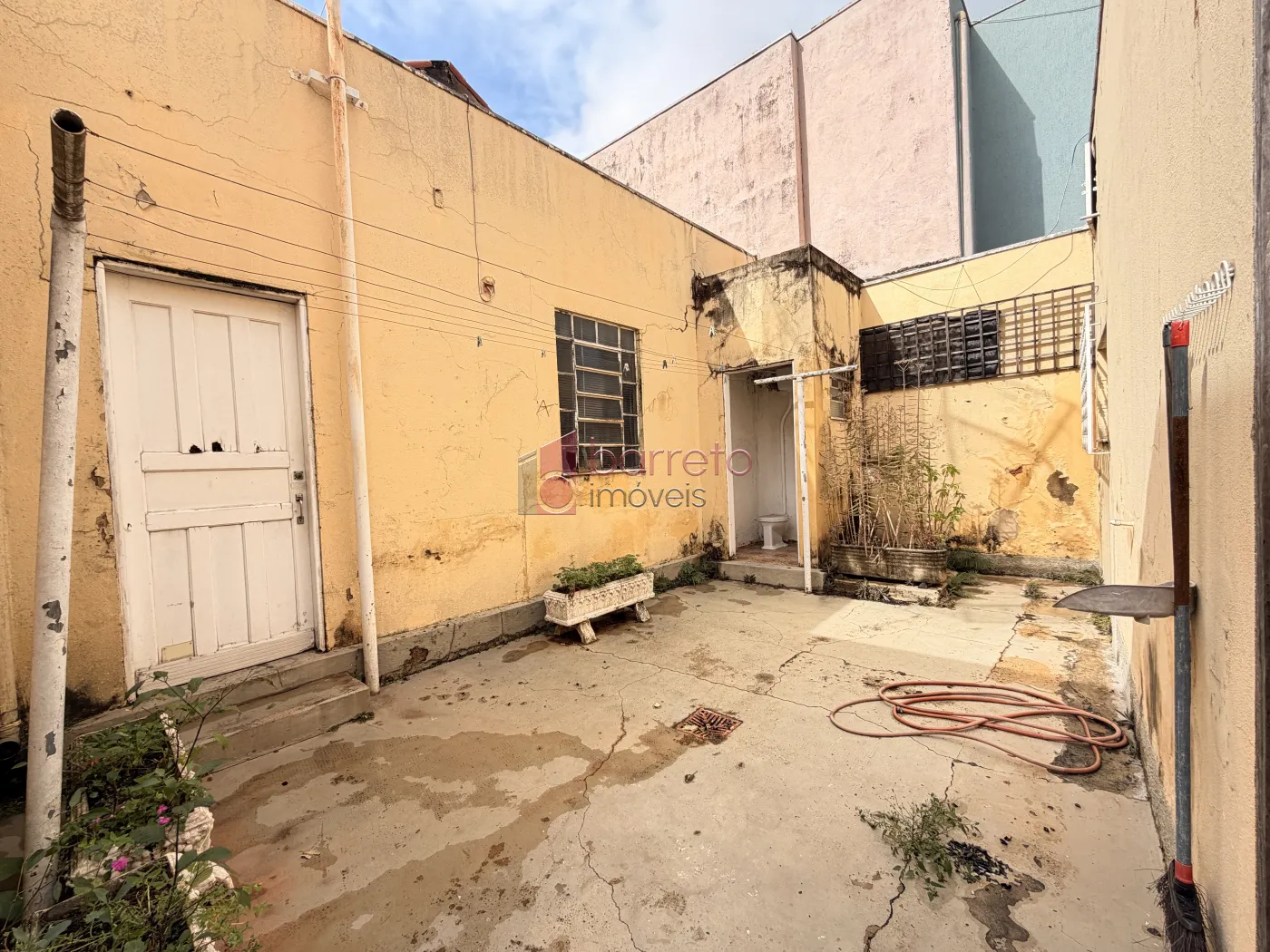CASA TÉRREA À VENDA – 02 QUARTOS – PONTE SÃO JOÃO – JUNDIAÍ/SP
