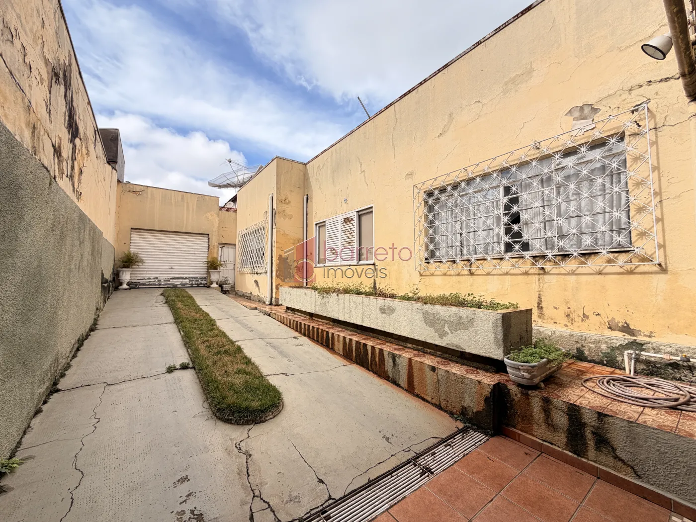 CASA TÉRREA À VENDA – 02 QUARTOS – PONTE SÃO JOÃO – JUNDIAÍ/SP