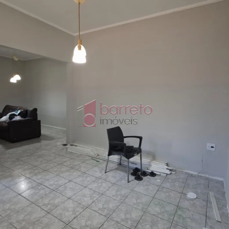 CASA TÉRREA À VENDA NA PONTE SÃO JOÃO EM JUNDIAÍ/SP
