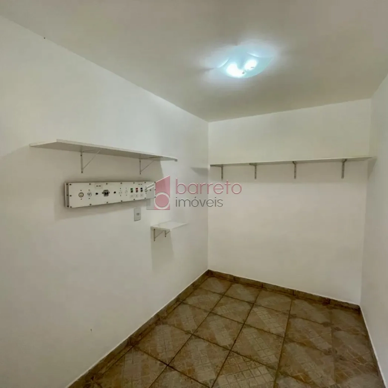 CHÁCARA À VENDA NO CONDOMÍNIO BOSQUES DO CORRUPIRA EM JUNDIAÍ/SP