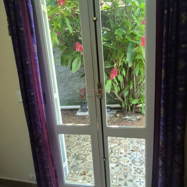 CHÁCARA À VENDA NO JARDIM TARANTELA/CAXAMBÚ EM JUNDIAÍ/SP