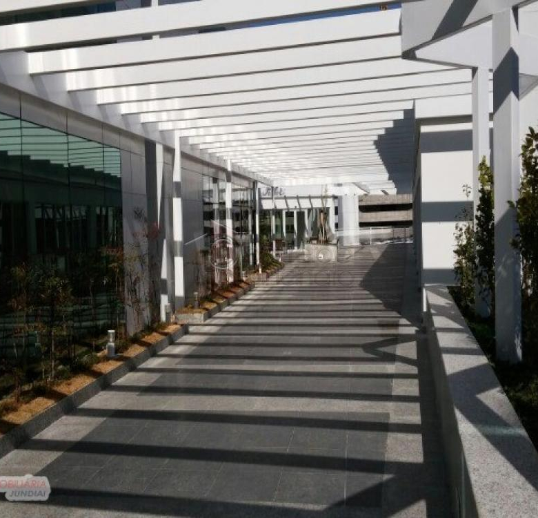 SALA COMERCIAL PARA LOCAÇÃO NO EDIFÍCO GOLDEN OFFICE – JUNDIAÍ/SP