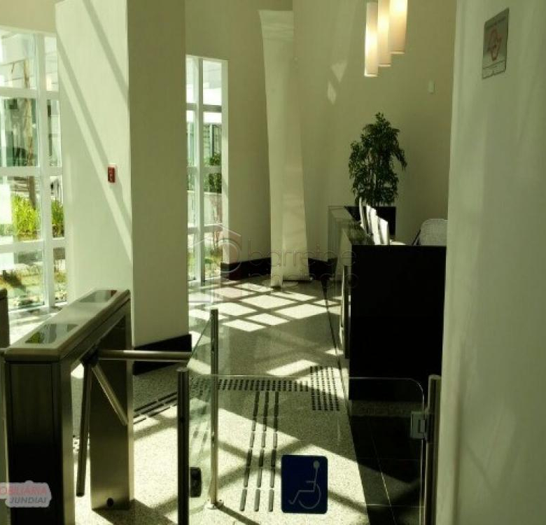 SALA COMERCIAL PARA LOCAÇÃO NO EDIFÍCO GOLDEN OFFICE – JUNDIAÍ/SP