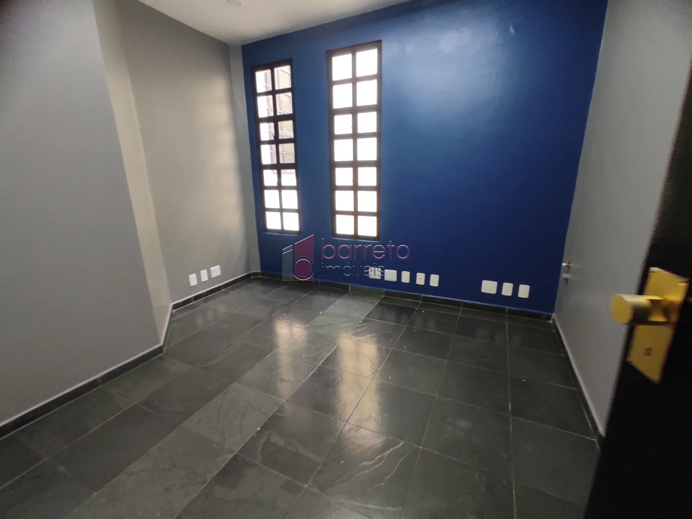 SOBRADO COMERCIAL PARA LOCAÇÃO CENTRO – JUNDIAÍ/SP