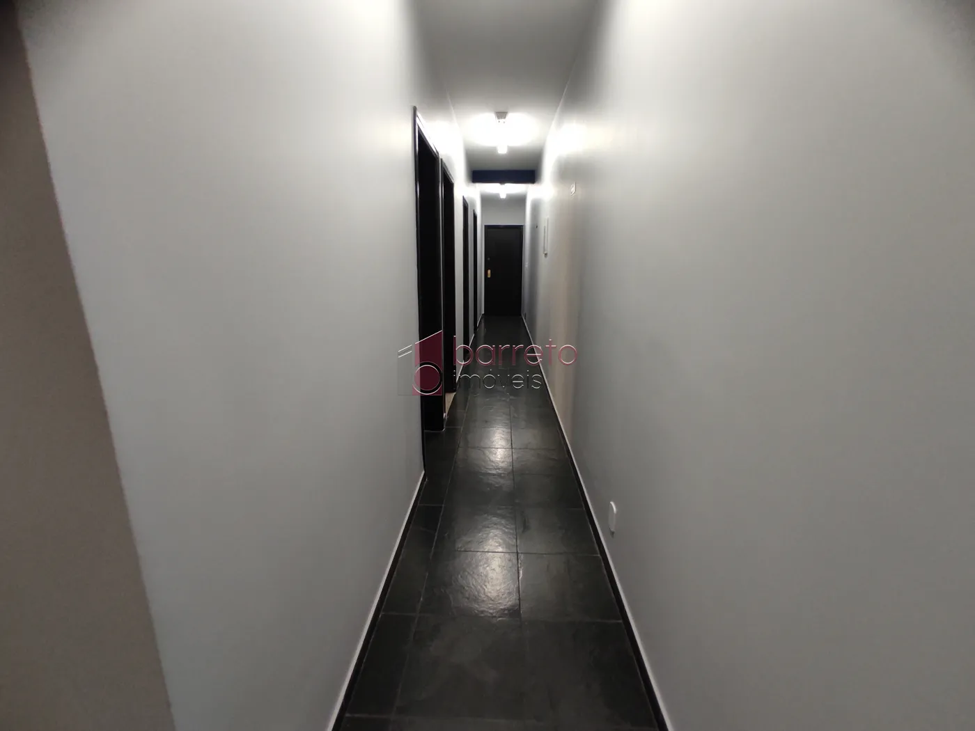 SOBRADO COMERCIAL PARA LOCAÇÃO CENTRO – JUNDIAÍ/SP