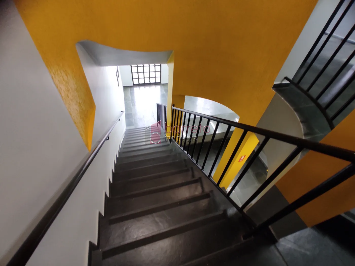 SOBRADO COMERCIAL PARA LOCAÇÃO CENTRO – JUNDIAÍ/SP
