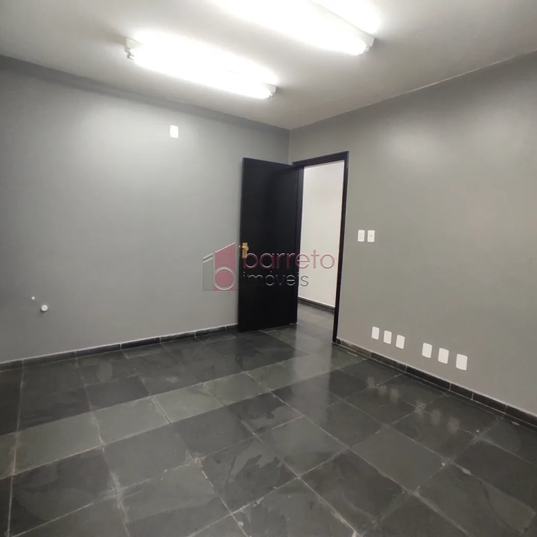 SOBRADO COMERCIAL PARA LOCAÇÃO CENTRO – JUNDIAÍ/SP